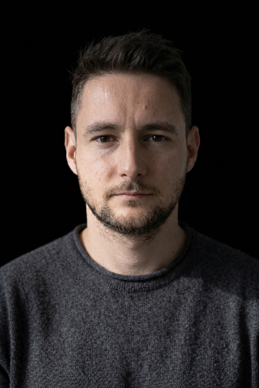 Andrii Marushko portrait for Skydive Coach Spain